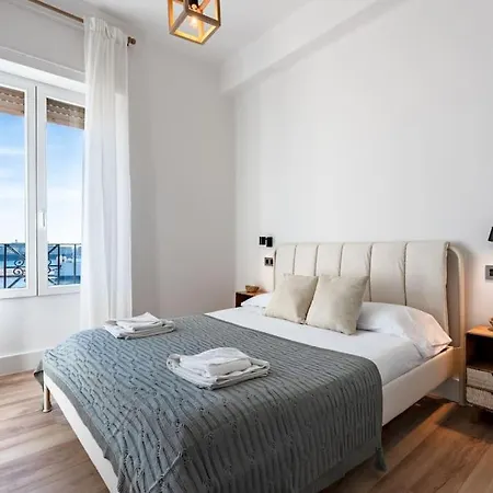 Luxury Penthouse With Sea View In Soho Malaga