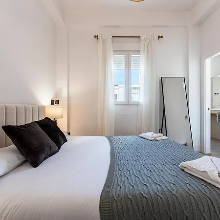 Luxury Penthouse With Sea View In Soho